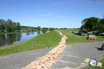 112 Elbhochwasser Juni2013