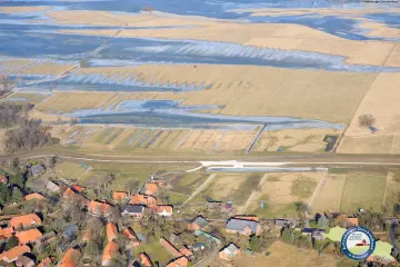 038 Eisgang Elbe Februar2012