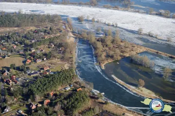 032 Eisgang Elbe Februar2012